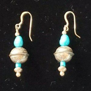 Native American Womens Dangling Earrings with Turquoise